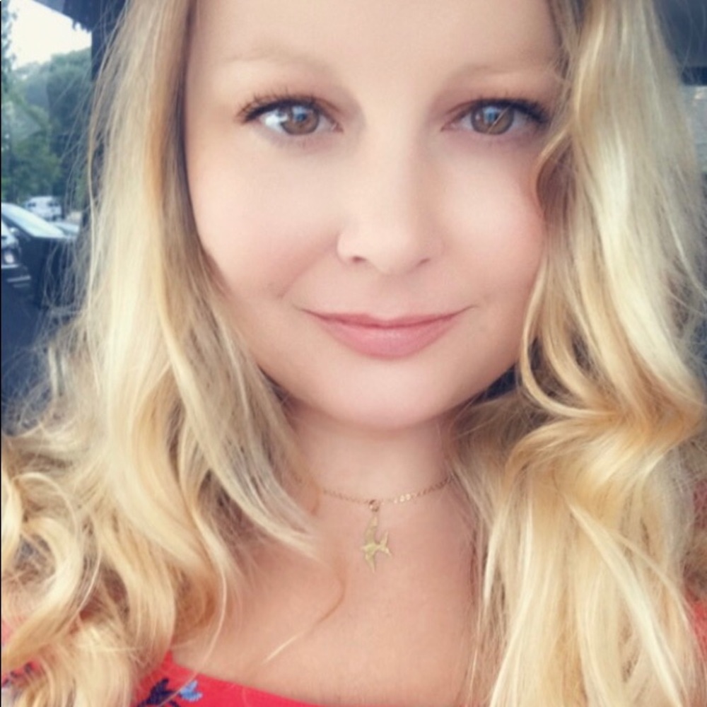 Meet your Posher, Allison